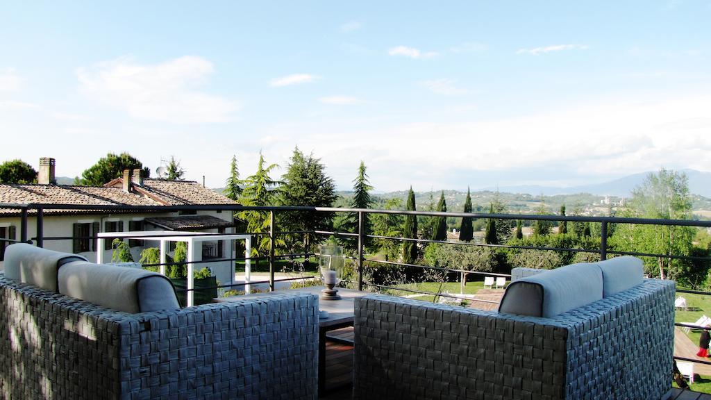 Aparthotel Fontepino Spoleto Exterior foto