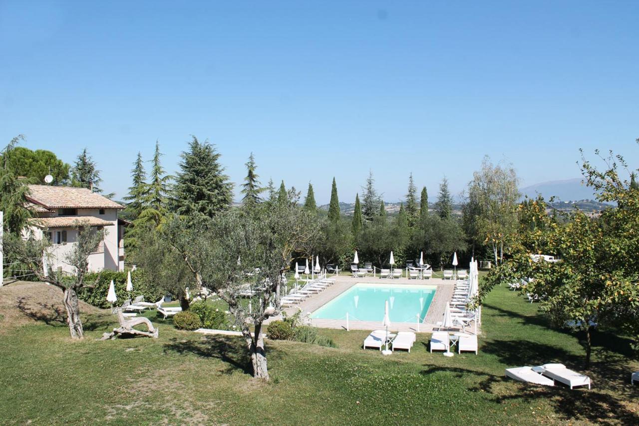 Aparthotel Fontepino Spoleto Exterior foto